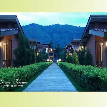 Bromo Terrace Hotel Екстер'єр фото
