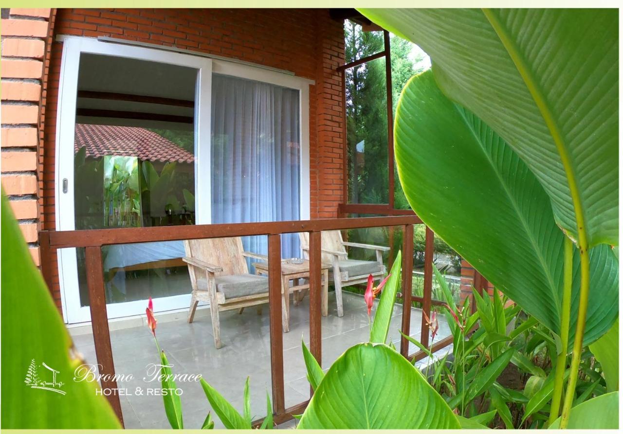Bromo Terrace Hotel Екстер'єр фото